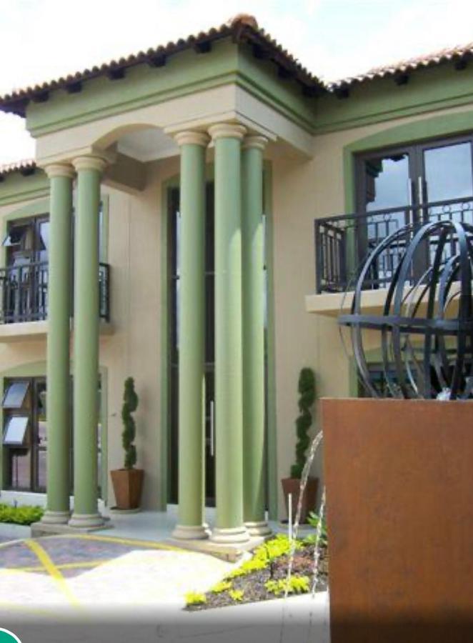 Royal Hotel Polokwane Exterior foto