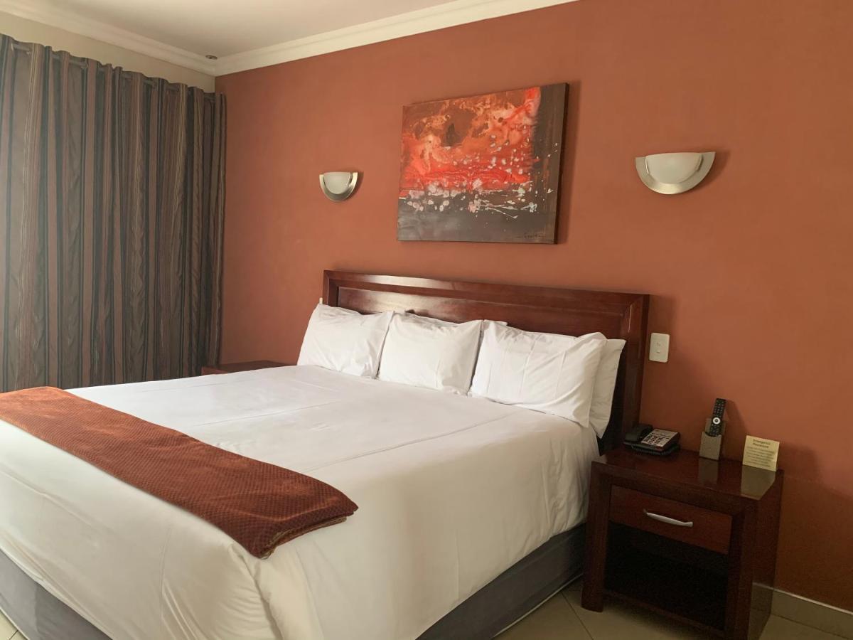 Royal Hotel Polokwane Exterior foto